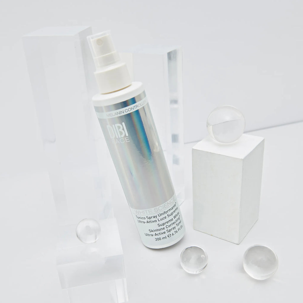 Supreme Light Ultra-Active Uniforming* Spray Tonic